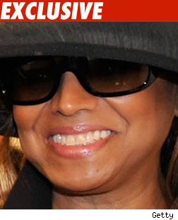 Michael Jackson Kid's to be raised by Rebbie Jackson