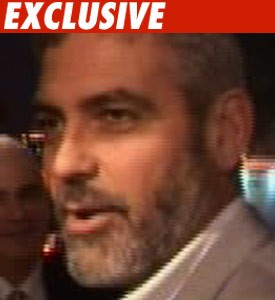 Clooney to Sue Paps Over Underage Photos