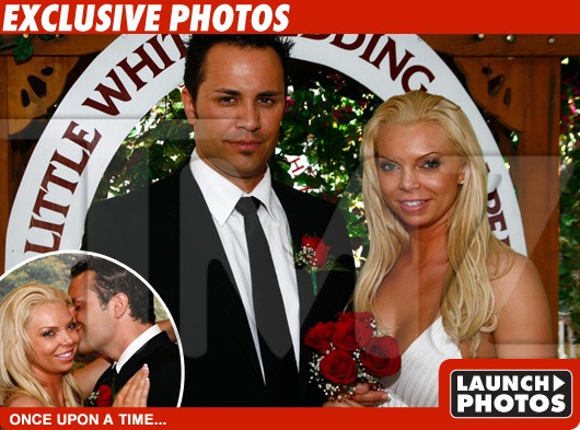 Murdered Model's Shotgun Wedding -- The Pics
