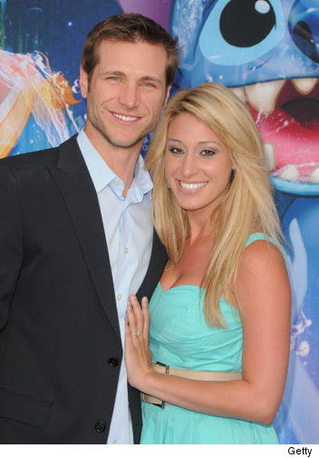 0624_jake_pavelka_vienna_girardi_GETTY_102292965_TOOFAB