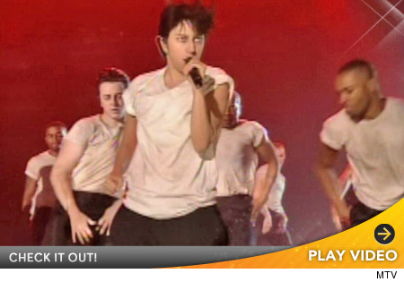 0828_gaga_video