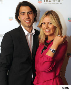 0831_sharapova_inset