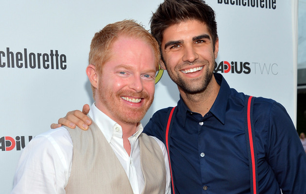 "Modern Family" Star Jesse Tyler Ferguson Engaged!