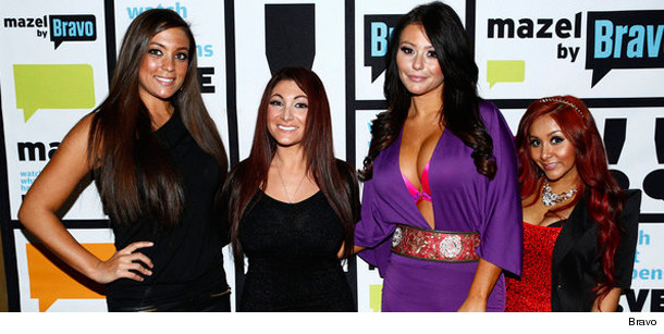 1129_wwhl_single