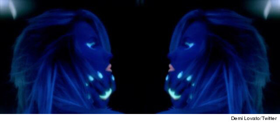Demi Lovato - inset 2