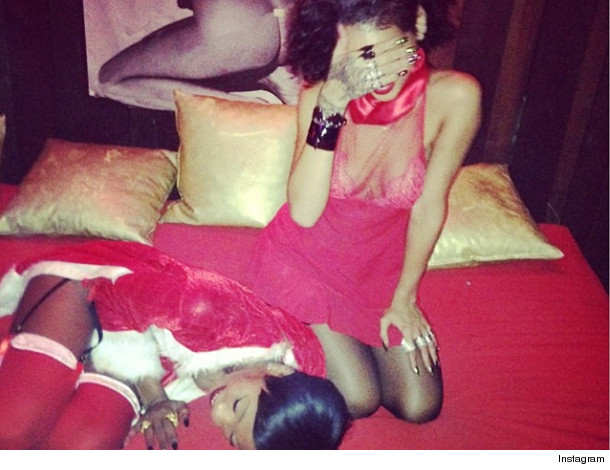 1223_rihanna_inset