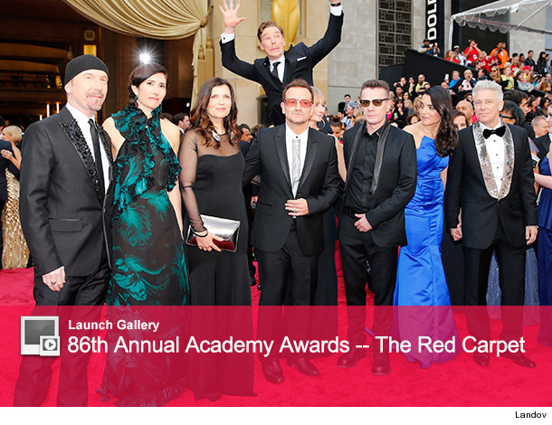 0303_photobomb_benedict