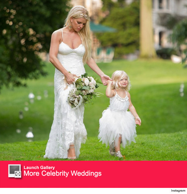 Jessica Simpson Shares Sweet Pic With Maxwell From Ashlee