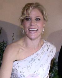 Julie Bowen News, Pictures, and Videos | TMZ.com