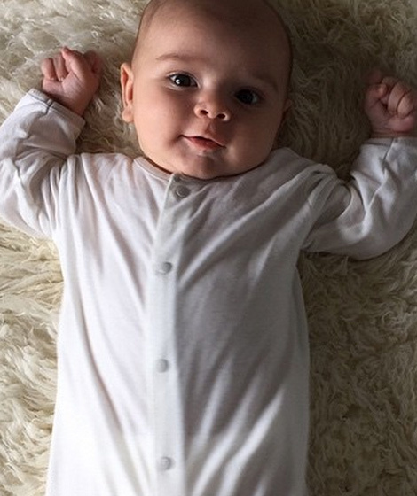 Kourtney Kardashian Finally Shares First Photo Of Reign Aston Disick 