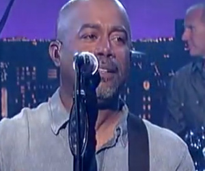 Hootie & The Blowfish Bring Us Back To The '90s With Epic "The Late Show"…