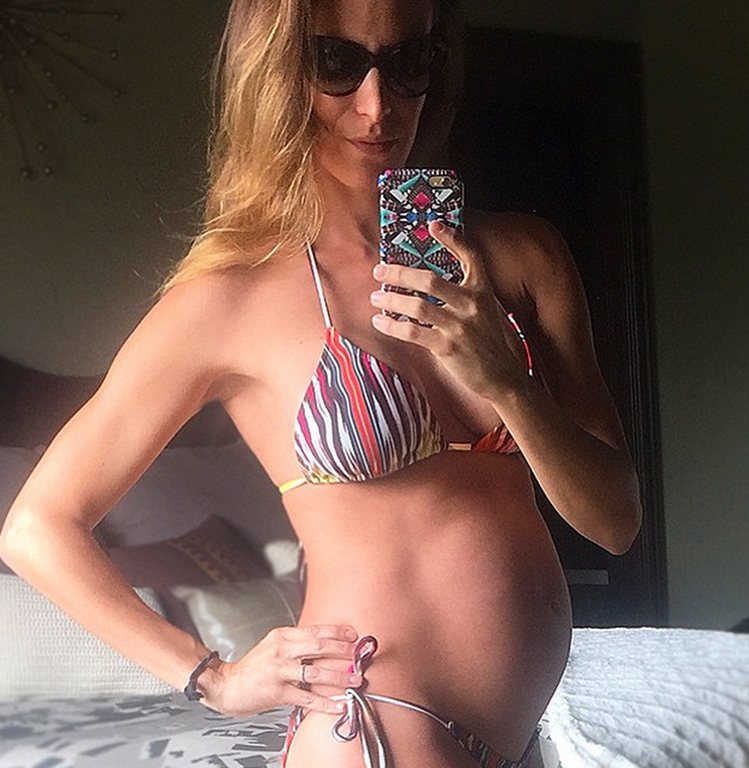 Samantha Busch's Killer Baby Bod | Photo 1 | TMZ.com