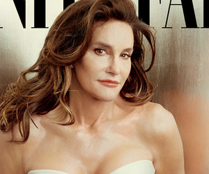 Caitlyn Jenner Makes Her Glamorous Debut in Vanity Fair -- See Celebrity and…
