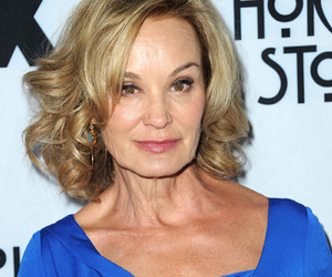 Jessica Lange Talks Caitlyn Jenner Comparisons, Says It's 'Wonderful'