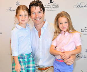 Jerry O'Connell Makes Rare Red Carpet Appearance With Twins Dolly and Charlie!