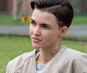 5 Big Questions After Binge-Watching Season 3 of 'Orange Is the New Black'