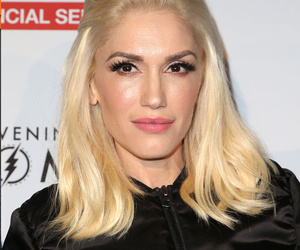 Gwen Stefani Shares Rare Photo With Son Apollo -- He's So Big Now!
Gwen Stefani