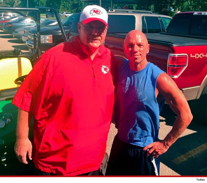 Kenny Chesney Suns Out Guns Out At Kc Tmzcom | kenny chesney suns out guns out at kc chiefs Kenny Chesney Suns Out Guns Out At Kc Tmzcom | kenny chesney suns out guns out at kc chiefs