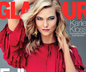 Karlie Kloss Talks Friendship With Taylor Swift After Singer's Bizarre Birthday…