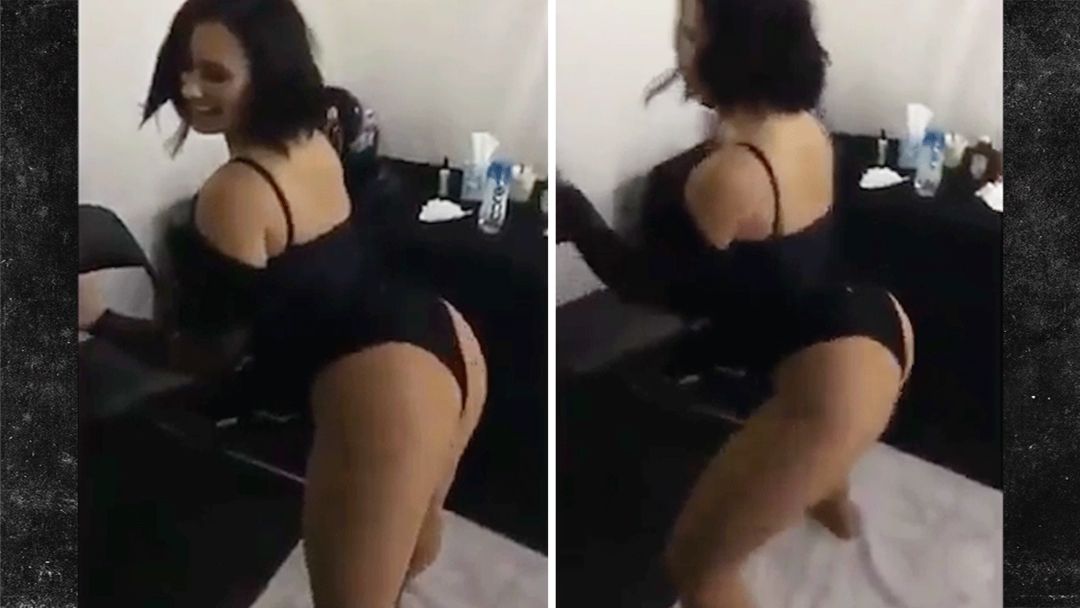 Riding Long Cock Demi Lovato Nice Ass