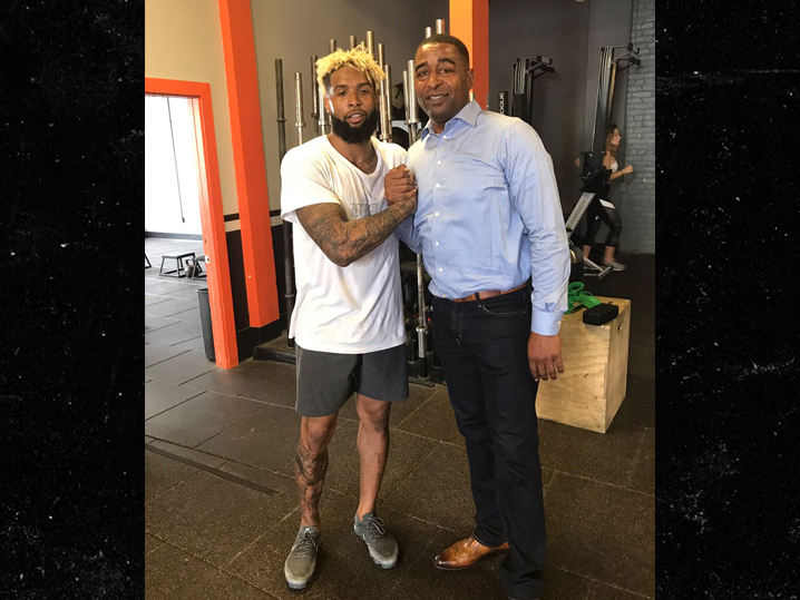 Cris Carter Gives Hand Advice to Odell Beckham, Size Matters!