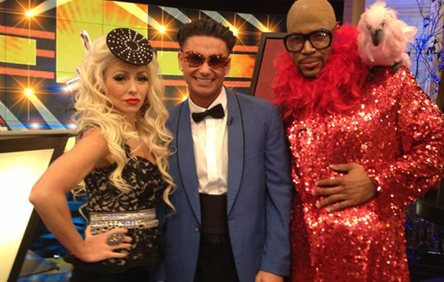 Kelly Ripa & Michael Strahan: See Their Awesome Halloween Costumes!