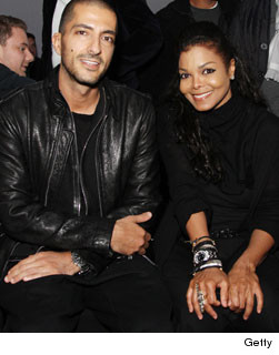 1226_janet_inset