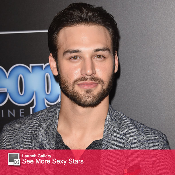 Boy Next Door Star Ryan Guzman On Sex Scene With Jennifer Lopez