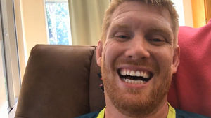 UFC's Sam Alvey Gets Choked Out by Soldier in Iraq