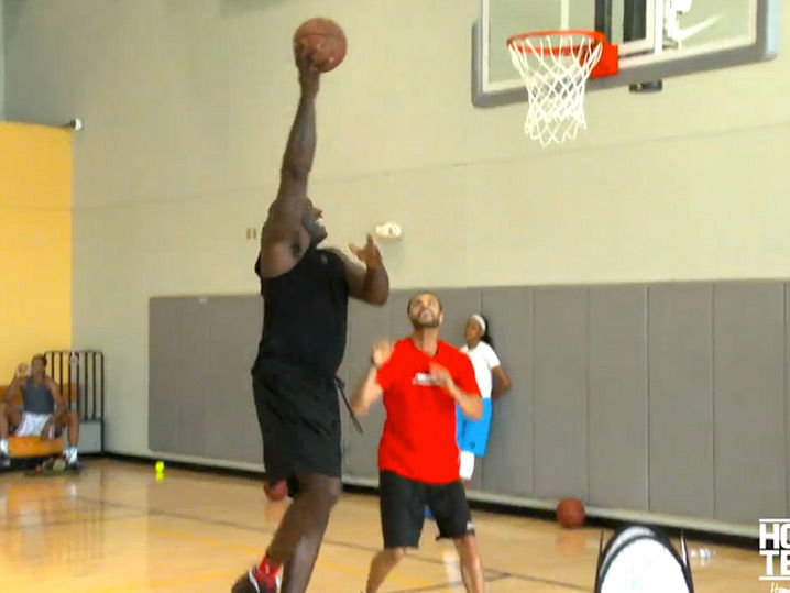 Shaq Drains 3s, 'I'm the Black Steph Curry'