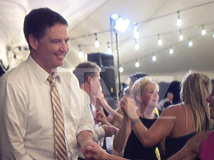 James Comey Down on the Dance Floor at D.C. Wedding!!! | TMZ.com - TMZ.com