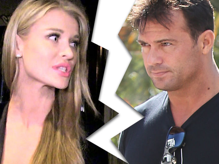Joanna Krupa Files for Divorce from Romain Zago Joanna Krupa Files for Divorce from Romain Zago