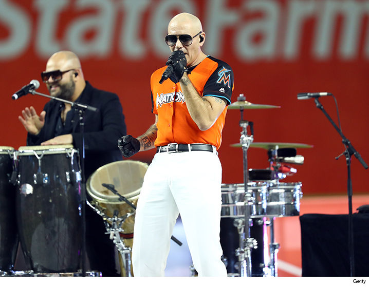 Derek Jeter and Michael Jordan are close to purchasing the Miami Marlins Derek Jeter and Michael Jordan are close to purchasing the Miami Marlins