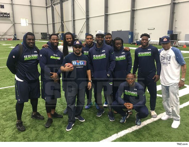 0819 allen iverson ice cube seattle seahwaks tmz 4