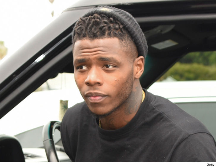 Josh Gordon claims Baylor coach enabled drug use, helped him pass tests