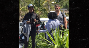Venus Williams Hangs with BF Nicholas Hammond After Losing Australian Open 