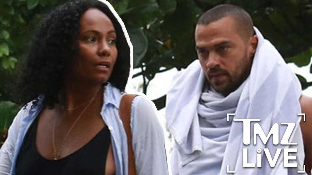 Aretha Franklin's Boobs Make a Break For It! | Celebrity Videos | TMZ.com