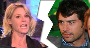 Julie Bowen Officially Files for Divorce from Husband Scott Phillips