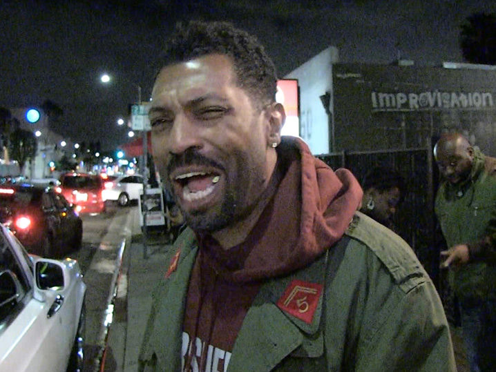 'Black-ish' Star Deon Cole Not Totally Sold on 'Black Panther' Donating Profits