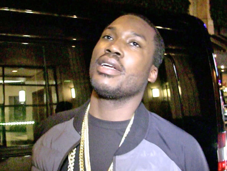 Meek Mill Says Cop Who Busted Him Is Dirty, Conviction Should Be Overturned